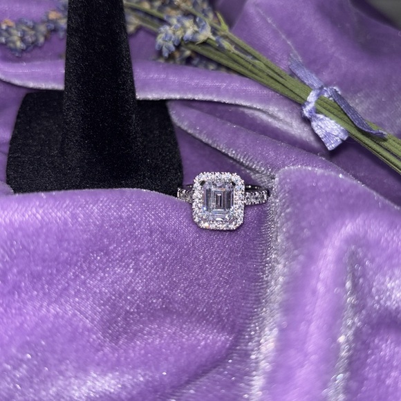 💍 ✈️ 💎 Exquisitely crafted! - Travel Ring Emerald cut Ring. So beautiful #EA39 - Picture 6 of 11
